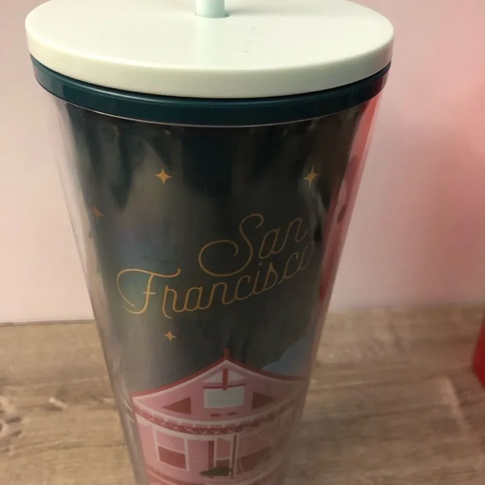 Starbucks San Francisco Painted Ladies Large 24‎ Oz Cold Cup Tumbler with Straw